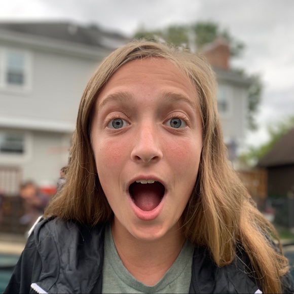 Meet your Posher, Elizabeth - Picture 1 of 1